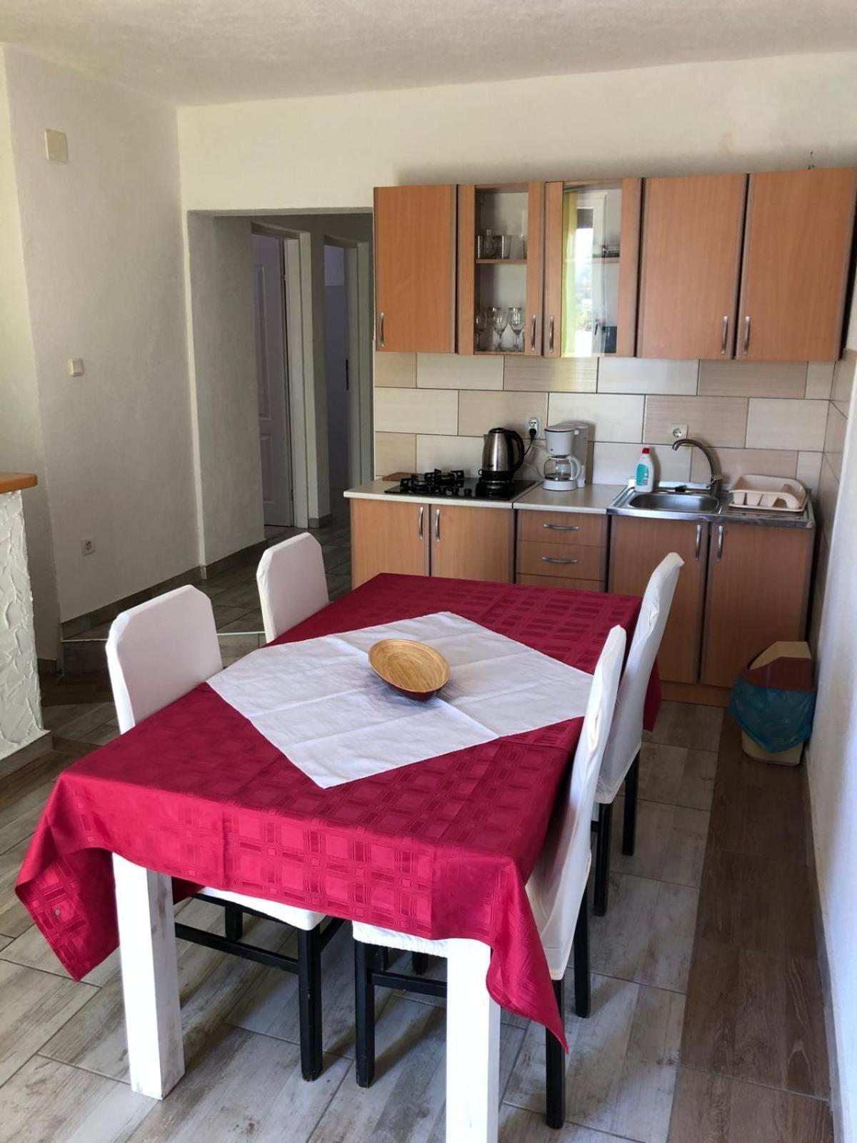 Apartmani Cesarica كارلوباغ الغرفة الصورة