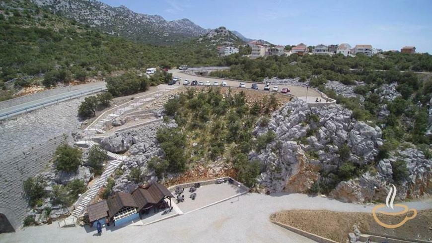 Apartmani Cesarica كارلوباغ المظهر الخارجي الصورة